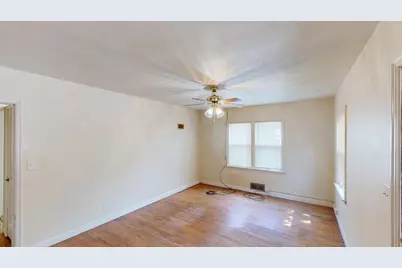 2907 South Avenue, La Crosse, WI 54601 - Photo 3