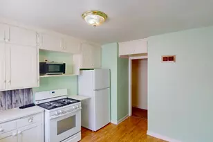 2907 South Ave, La Crosse, WI 54601 - Photo 9
