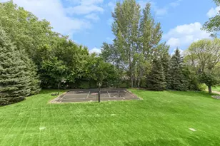 9113 Sunnyvale Dr, Chanhassen, MN 55317 - Photo 27
