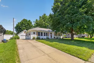 1912 2nd Ave SW, Austin, MN 55912 - Photo 3