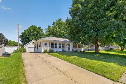 1912 2nd Avenue SW, Austin, MN 55912 - Photo 1
