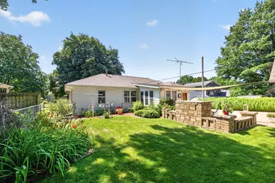 1912 2nd Avenue SW, Austin, MN 55912 - Photo 9
