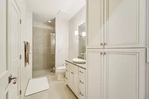 875 Lake St N, Wayzata, MN 55391 - Photo 21