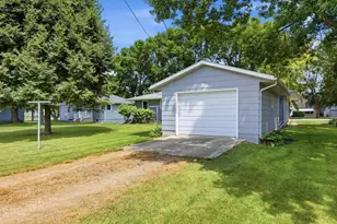 520 2nd St E, Hector, MN 55342 - Photo 21