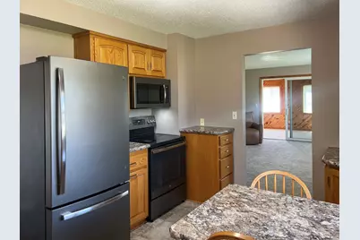 610 E 2nd Street, Graceville, MN 56240 - Photo 7