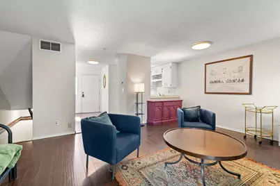 6652 Gretchen Lane N, Oakdale, MN 55128 - Photo 5