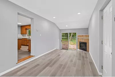 31 Demont Avenue E, Little Canada, MN 55117 - Photo 13
