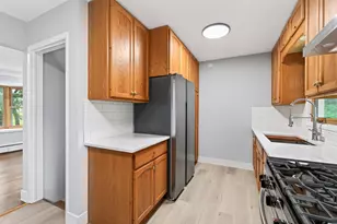 31 Demont Ave E, Little Canada, MN 55117 - Photo 9