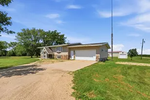 42684 245th St, Belgrade, MN 56312 - Photo 15