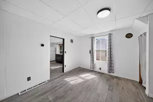 556 W 5th St, Winona, MN 55987 - Photo 11