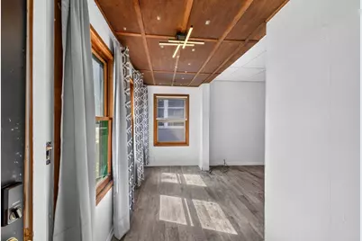 556 W 5th Street, Winona, MN 55987 - Photo 5
