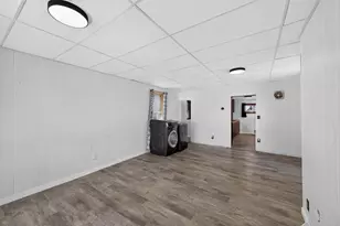 556 W 5th St, Winona, MN 55987 - Photo 7