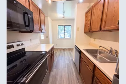 201 Bridlewood Drive, Saint Paul, MN 55119 - Photo 11