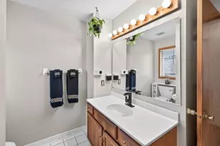 3838 Dupont Ave N, Minneapolis, MN 55412 - Photo 15