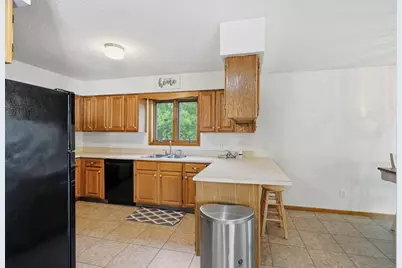 707 Washington Avenue, Crookston, MN 56716 - Photo 5