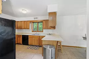 707 Washington Ave, Crookston, MN 56716 - Photo 5