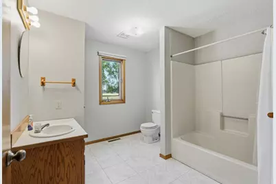 707 Washington Avenue, Crookston, MN 56716 - Photo 13
