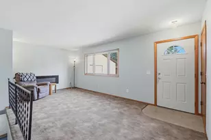 707 Washington Ave, Crookston, MN 56716 - Photo 3