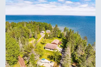 1690 Highway 61, Two Harbors, MN 55616 - Photo 9