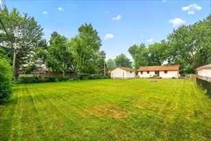 7112 Indiana Ave N, Brooklyn Center, MN 55429 - Photo 9