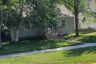 701 W Laurel St, Fergus Falls, MN 56537 - Photo 3
