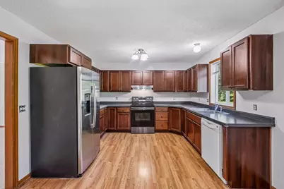 417 Hunter Drive, Watertown, MN 55388 - Photo 17