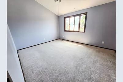 7618 Hampshire Avenue N, Brooklyn Park, MN 55428 - Photo 21
