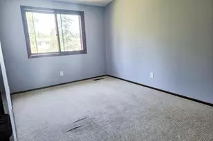 7618 Hampshire Ave N, Brooklyn Park, MN 55428 - Photo 23