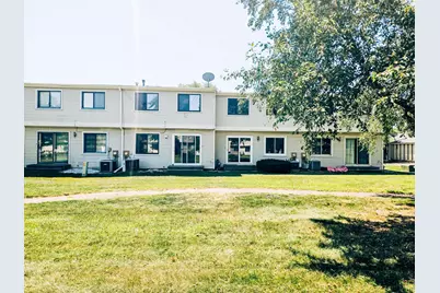 7618 Hampshire Avenue N, Brooklyn Park, MN 55428 - Photo 37