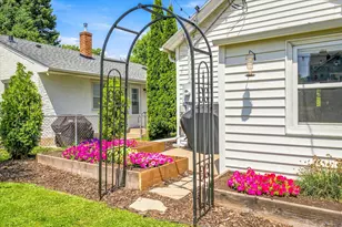 284 Winona St E, Saint Paul, MN 55107 - Photo 31
