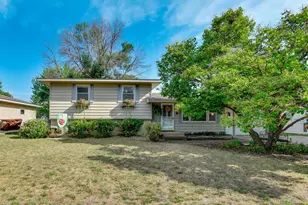 1024 15th St W, Hastings, MN 55033 - Photo 1
