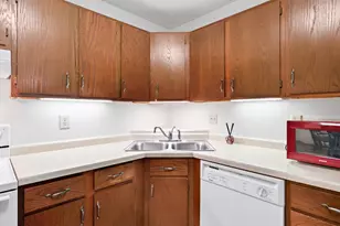 500 Etna St, Saint Paul, MN 55106 - Photo 17