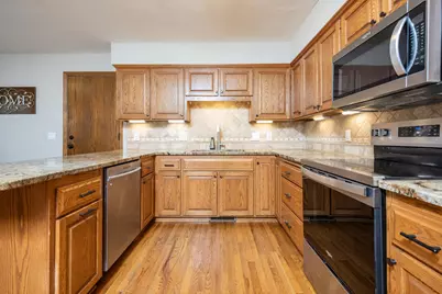 6991 Raven Court, Eden Prairie, MN 55346 - Photo 5