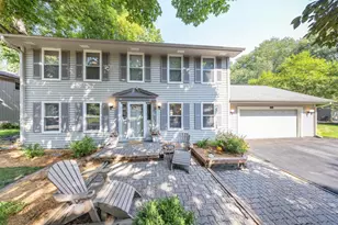 6991 Raven Ct, Eden Prairie, MN 55346 - Photo 1