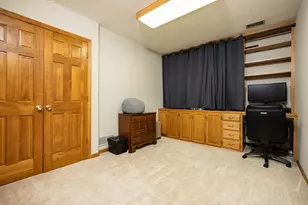 6991 Raven Ct, Eden Prairie, MN 55346 - Photo 27