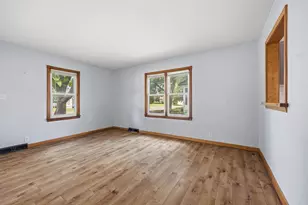 260 Buffalo Ave S, Montrose, MN 55363 - Photo 5