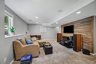 1195 Silverwood Rd, Woodbury, MN 55125 - Photo 23