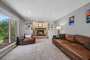 1195 Silverwood Rd, Woodbury, MN 55125 - Photo 5