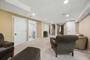 1425 Orkla Dr, Golden Valley, MN 55427 - Photo 25
