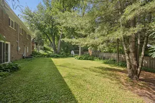 1425 Orkla Dr, Golden Valley, MN 55427 - Photo 35
