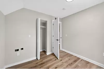 2218 Irving Avenue N, Minneapolis, MN 55411 - Photo 17