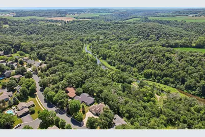 1149 River Ridge Road, River Falls, WI 54022 - Photo 11