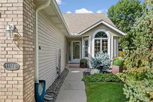 11148 Wyoming Road S, Bloomington, MN 55438 - Photo 5