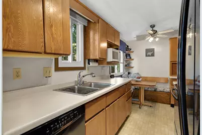 2201 Stroden Circle, Golden Valley, MN 55427 - Photo 9