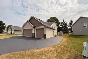 22424 Canova Ct, Farmington, MN 55024 - Photo 3
