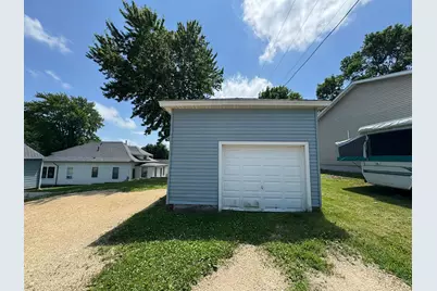 400 S Main Street, Pine Island, MN 55963 - Photo 3