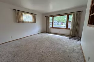 704 Maple Dr, Aurora, MN 55705 - Photo 3