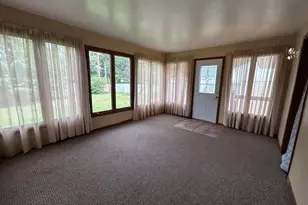 704 Maple Dr, Aurora, MN 55705 - Photo 5