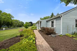 891 Edgewater Ave, Shoreview, MN 55126 - Photo 25