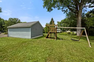 891 Edgewater Ave, Shoreview, MN 55126 - Photo 19